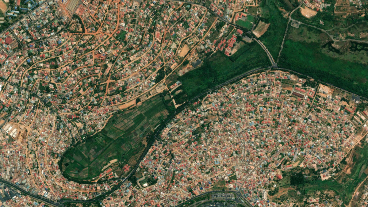 Satellite image of Nyandungu Park in Kigali, Rwanda. Image courtesy of Maxar.